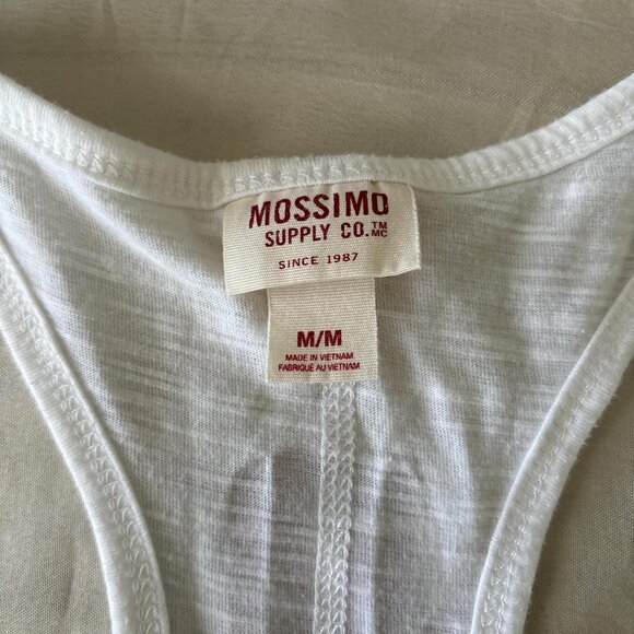 St. Louis red and white tank top. Size M. - Picture 3 of 6